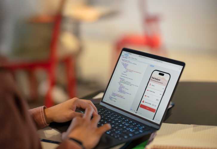 Student building an app with Develop in Swift Tutorials