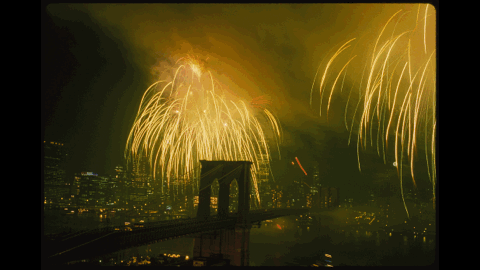 Fireworks above the Brooklyn Bridge, New York City - Library of Congress 